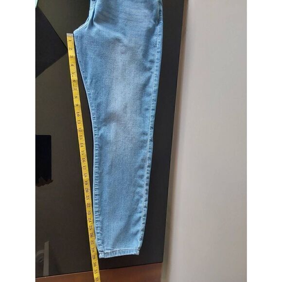 Forever 21+ Jeans Sz 16 Medium wash - Picture 7 of 7